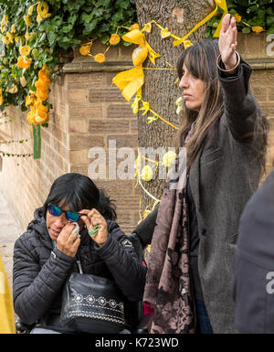 Kensington, London, UK. 14th Sep, 2017. Notting Hill Methodist Church was used for a live video feed from the Grenfell Tower inquiry and was attended by survivors and local residents who expressed a lack of confidence in the process. Several complained they had yet to be rehoused or compensated for their loss. Survivors protest outside the overflow inquiry Credit: Ian Davidson/Alamy Live News Stock Photo