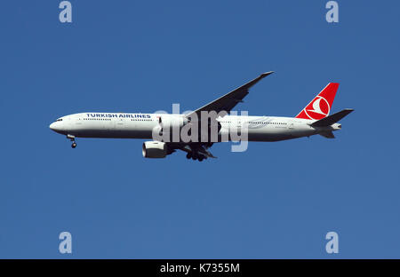 M Turkish Airlines M Turkish Airlines