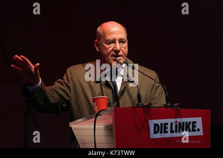 Munich, Germany. 13th Sep, 2017. Former opposition leader Gregor Gysi talked about many things in Munich during campaign. Credit: Alexander Pohl/Pacific Press/Alamy Live News Stock Photo