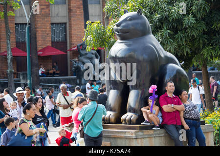 Gato sculpture, Botero Plaza, Medellin, Colombia Stock Photo