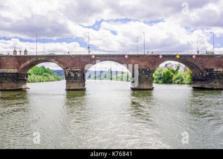 TRIER, GERMANY - 4TH Aug 17: The arch and pillars of the Kaiser Wilhelm Bridge that crosses over Moselle, one of the tributes of River Rhine. Stock Photo