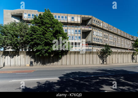 Robin Hood Gardens housing estate in Poplar, Constructed in 1972, Demolished in 2017-2019, London, England United Kingdom UK Stock Photo