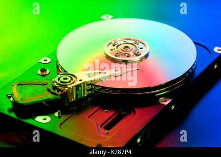 Hard disk drive platter and read / write head (HDD read/write head, Hard Drive)