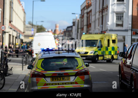 A bomb explosion has occurred at Parsons Green Underground Station. Emergency services on scene Stock Photo