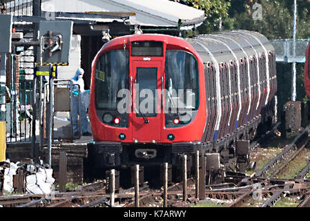 London, UK. 15th Sep, 2017. A forensics officer works at the scene of an incident on the District line Credit: ZUMA Press, Inc./Alamy Live News Stock Photo