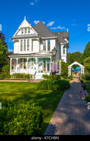 Historic old white Victorian house home Stock Photo