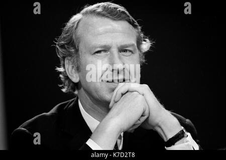 Peter Walker MP  portrait, 1970s Conservative Party Conference Blackpool Winter Gardens 1973 UK HOMER SYKES Stock Photo