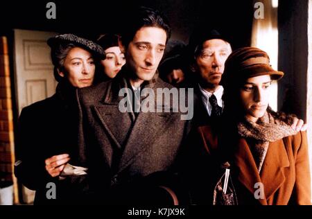 Photo Must Be Credited ©Alpha Press 070000 (2002)  Maureen Lipman, Julia Rayner, Adrien Brody, Ed Stoppard, Frank Finlay and Jessica Kate Meyer  in Roman Polanski's movie The Pianist Stock Photo