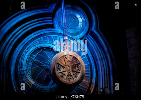 Pendulum Clock Tower - Harry Potter WB Studio Tour Stock Photo - Alamy