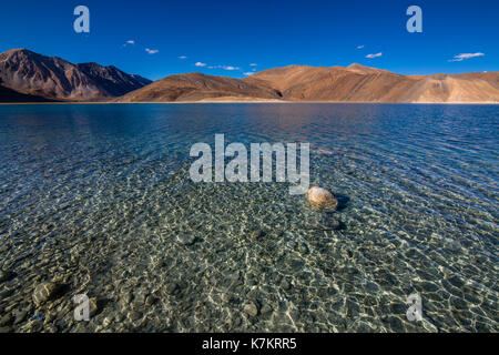 The Beauty of Pangong Lake - an endorheic lake in the Himalayas situated at a height of about 4,350 m (14,270 ft) extending between India and China Stock Photo