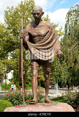 . 3rd Sep, 2017. The Mahatma Gandhi Memorial is a public monument located near the Embassy of India in Washington. Dedicated in September 2000, the memorial depicts Mohandas Karamchand Gandhi in ascetic garb. Credit: Chuck Myers/ZUMA Wire/Alamy Live News Stock Photo