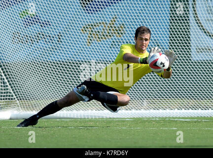 Williamsburg, VA, USA. 16th Sep, 2017. 20170916 - Campbell goalkeeper MATTHEW MOZYNSKI (1) makes a save against William and Mary in the second half at Martin Family Stadium in Williamsburg, Va. Credit: Chuck Myers/ZUMA Wire/Alamy Live News Stock Photo