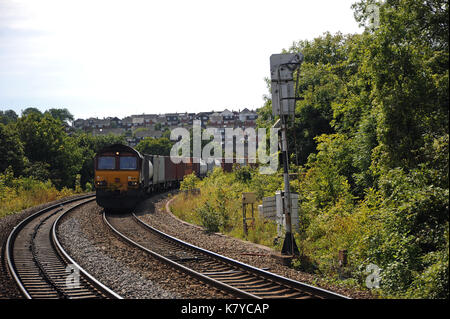 '66083' passing through Cogan Station with a Barry Docks - Alexandra Docks Junction container train. Stock Photo