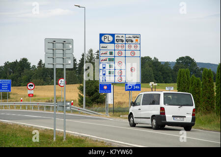 Border sign of Poland on Polish Czech border in Boboszow, Poland. 24 August 2017 © Wojciech Strozyk / Alamy Stock Photo Stock Photo
