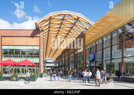 Braccan Walk shopping street from Union Square, The Lexicon, Bracknell, Berkshire, England, United Kingdom Stock Photo