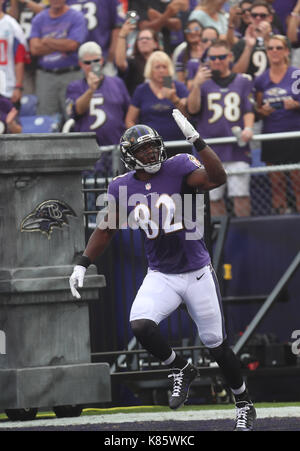 Cleveland Browns vs Baltimore Ravens at M&T Bank Stadium in Baltimore, MD on September 17, 2017. Baltimore Ravens TE Benjamin Watson (82) takes the field during pre-game introductions. Photo/ Mike Buscher/Cal Sport Media Stock Photo