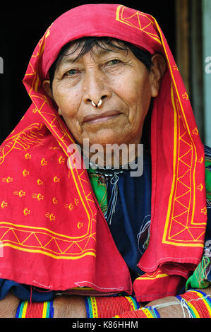 KUNA YALA, PANAMA - NOVEMBER 10: Traditional Kuna women indians on a Tigre island on the San Blas archipelago in Panama in Central America in November Stock Photo