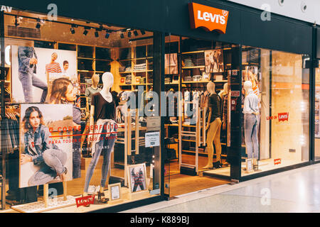 the display at the levi strauss museum showed the dungarees