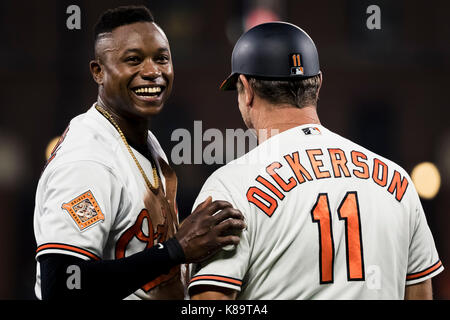 St. Petersburg, FL. USA; Boston Red Sox first baseman Bobby Dalbec (29)  gets ready in the field during a major league baseball game against the  Tampa Stock Photo - Alamy