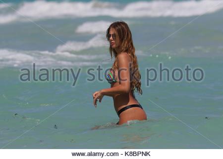 Mario dating ex on the beach