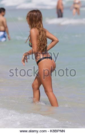 Mario dating ex on the beach