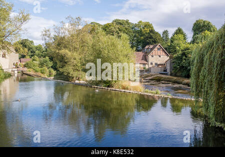 The Weir on the River Teme at Ludlow, Shropshire, England, UK Stock Photo