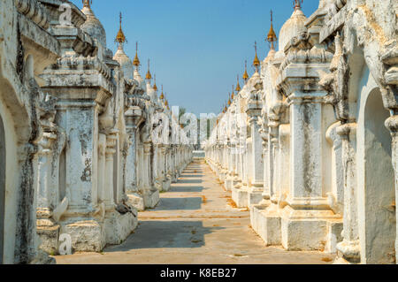 Kuthodaw pagoda in Mandalay, Burma Myanmar Stock Photo