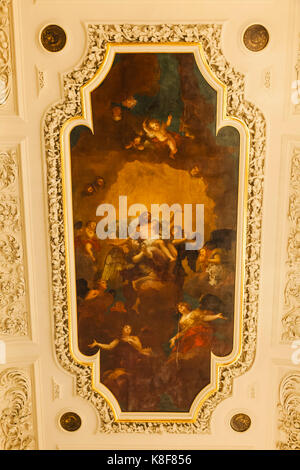 England, Oxfordshire, Oxford, Oxford University, Trinity College, The Chapel, Ceiling Painting of The Ascension of Jesus Christ to Heaven by Pierre Be Stock Photo