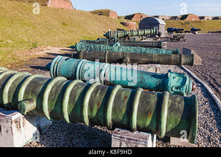 England, Hampshire, Portsmouth, The Royal Amouries Military Museum Fort Nelson, Display of Asian Guns Stock Photo