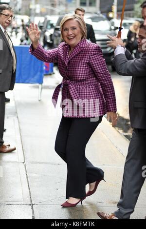 New York, NY, USA. 19th Sep, 2017. Hillary Clinton, seen at the Late Show with Stephen Colbert to promote her new book WHAT HAPPENED? out and about for Celebrity Candids - TUE, New York, NY September 19, 2017. Credit: Derek Storm/Everett Collection/Alamy Live News Stock Photo