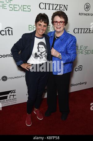 New York, NY, USA. 19th Sep, 2017. Ilana Kloss, Billie Jean King at arrivals for BATTLE OF THE SEXES Screening, The School of Visual Arts (SVA) Theatre, New York, NY September 19, 2017. Credit: Derek Storm/Everett Collection/Alamy Live News Stock Photo
