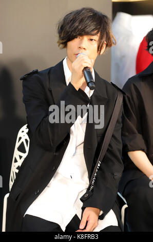 Tokyo, Japan. 20th Sep, 2017. Yohei Kawakami a member of Japanese rock band Alexandros speaks before press as they and Japanese fashion designer Yohji Yamamoto collaborate to launch the new collection at the Isetan department store in Tokyo on Wednesday, September 20, 2017. Isetan department store will sell the new collection 'YOHJI YAMAMOTO x Alexandros' at the Shinjuku main store and online through September 25. Credit: Yoshio Tsunoda/AFLO/Alamy Live News Stock Photo