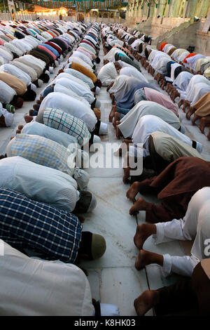 Ajmer sharif dargah, rajasthan. evening prayer. india. Stock Photo
