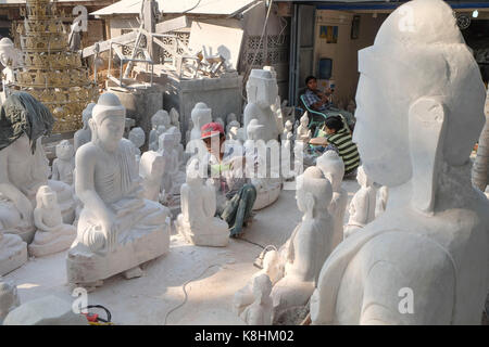 Burma, Myanmar, Mandalay: sculptors of stone Buddhist statues Stock Photo