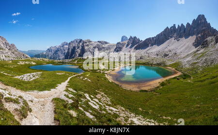 Small lakes beneath rifugio Locatelli. Crode Fiscaline, Croda del Toni and Monte Paterno around Stock Photo