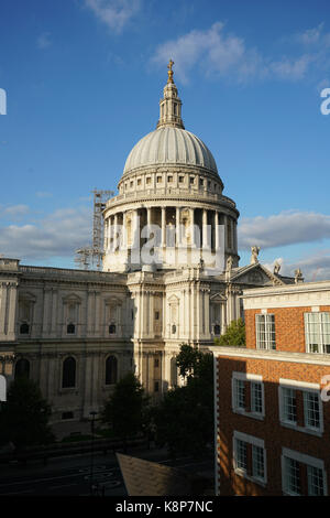 London, UK. 19th Sep, 2017. IoD City event at Grange St Paul's Hotel on the evening on Tuesday 19 September 2017. There is an Annual members' meeting and then the Lord Mayor's City Giving Day Reception Credit: See Li/Alamy Live News Stock Photo