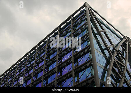 London Cannon Street Station Building reflecting the sky Stock Photo