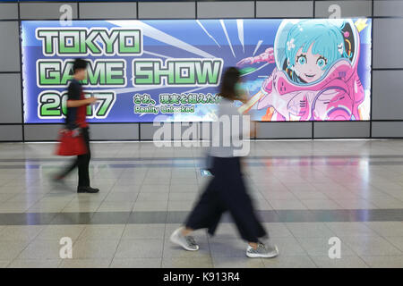 Chiba, Japan. 21st Sep, 2017. Visitors gather at the Tokyo Game Show (TGS 2017) on September 21, 2017, Chiba, Japan. This year's event hosts 609 companies from 36 different countries, introducing 1,317 video game titles for smartphones, games consoles, VR, AR and MR platforms. The show, which expects to attract 250,000 visitors, runs until September 24 at the International Convention Complex Makuhari Messe in Chiba; and will be streamed live around the world. Credit: Rodrigo Reyes Marin/AFLO/Alamy Live News Stock Photo