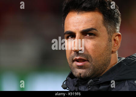 Nuremberg, Germany. 21st Sep, 2017. VfL Bochum coach Ismail Atalan pictured before the German 2nd Bundesliga football match between 1. FC Nürnberg (Nuremberg) and VfL Bochum at the Max-Morlock-Stadion in Nuremberg, Germany, 21 September 2017. (EMBARGO CONDITIONS - ATTENTION: Due to the accreditation guidelines, the DFL only permits the publication and utilisation of up to 15 pictures per match on the internet and in online media during the match.) Credit: Daniel Karmann/dpa/Alamy Live News Stock Photo