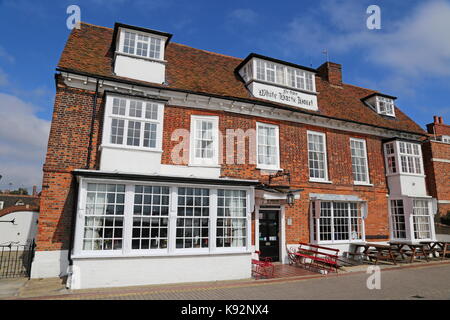 Ye Olde White Harte Hotel, The Quay, Burnham-on-Crouch, Maldon, Essex, England, Great Britain, United Kingdom, UK, Europe Stock Photo