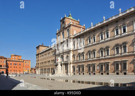 Palazzo Ducale (Ducal Palace), Piazza Roma, Modena, Italy Stock Photo