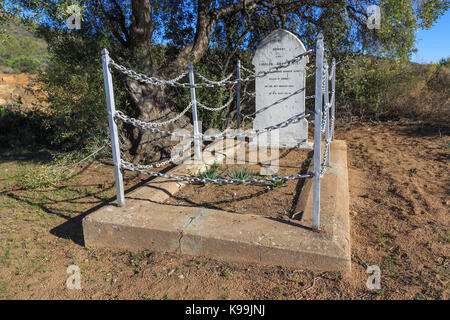 The grave of Charles James Darter, of the British Army.  Darter was killed in an ambush during the Boer War in 1902. The grave is near Kamieskroon, No Stock Photo