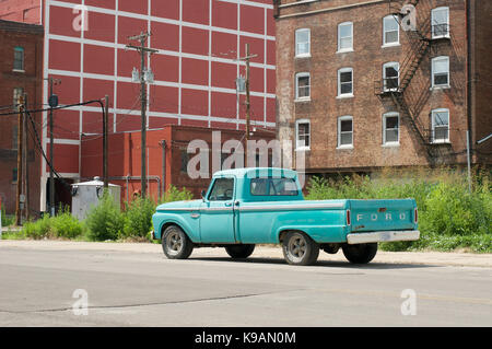 Classic 1960's Ford V8 Twin Beam 100 pick-up truck in West Bottoms, Kansas City, USA Stock Photo