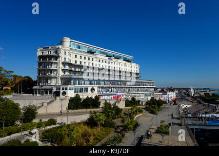 The Palace Hotel opened in 1901 as the Metropole. Now Park Inn by Radisson Palace, Southend-on-Sea, Essex. Southend seafront and Western Esplanade Stock Photo