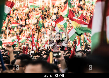 Erbil, Iraqi Kurdistan. 22nd Sep, 2017. Flag Fever at the final Kurdish Independence Referendum rally at the packed out Franso Hariri Stadium in Erbil. 22nd September 2017. Credit: Elizabeth Fitt/Alamy Live News Stock Photo