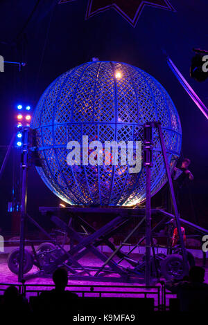 Globe of Death act performed by Lucius Team Riders as part of Zippos Circus on a tour of the UK. (90) Stock Photo