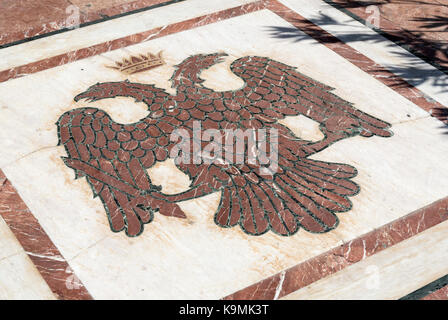 Mega Spelaion, katholikon. A double-headed eagle motif on the