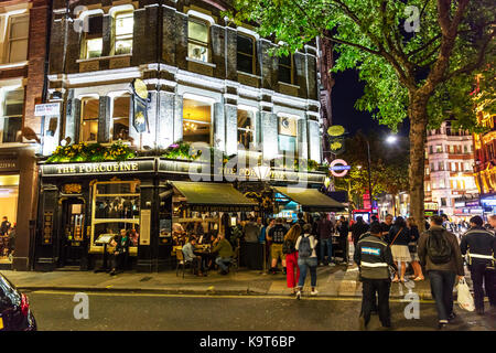London nightlife, London pub, London bar, The Porcupine London bar, Nightlife London, London city nightlife, drinking outside bar, London bars, pubs Stock Photo