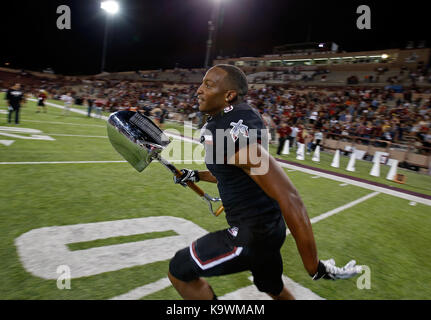 Las Cruces, NM, USA. 23rd Sep, 2017. New Mexico State running back Larry Rose III celebrates the victory 41-14 over UTEP in an NCAA college football game in Las Cruces, N.M., Saturday, Sep. 23, 2017. Credit: Andres Leighton/Albuquerque Journal/ZUMA Wire/Alamy Live News Stock Photo