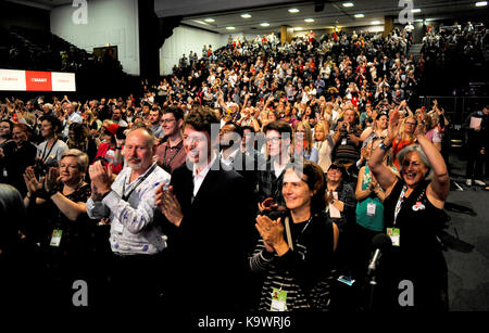 Brighton, UK. 24th Sep, 2017. The delegates give Labour Party leader Jeremy Corbyn a standing ovation as he arrives for the opeining of the Labour Party Conference in the Brighton Centre this morning . The Conference continues until the climax on Wednesday when Jeremy Corbyn delivers his leaders speech Credit: Simon Dack/Alamy Live News Stock Photo